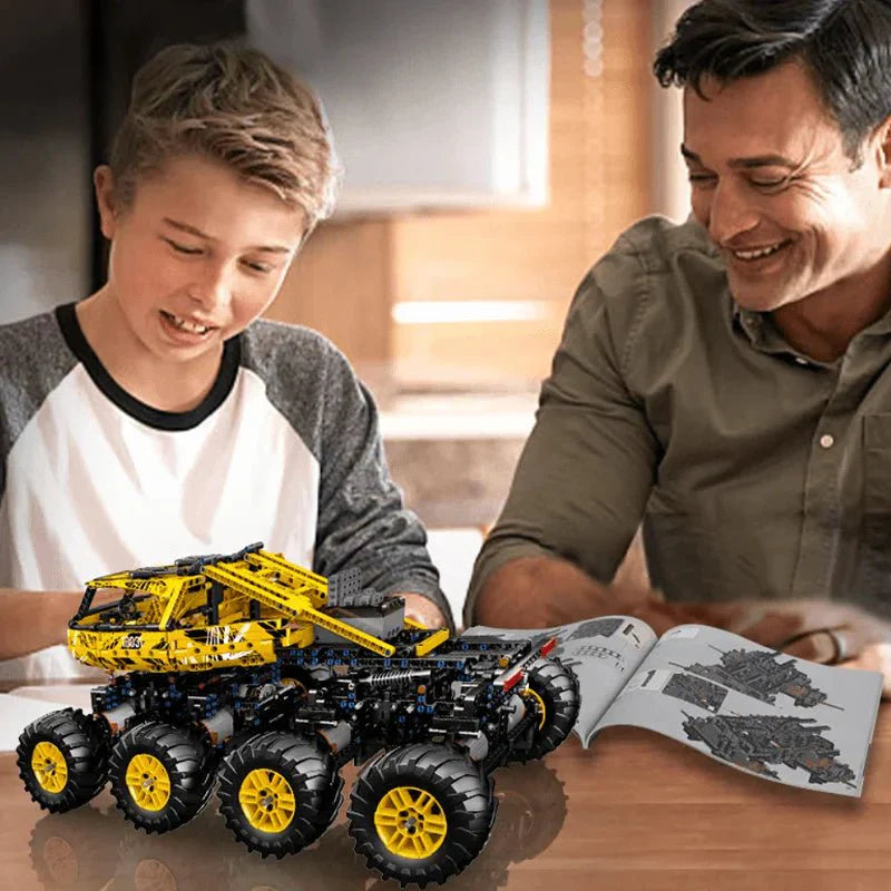 8-Wheel Drive Off-Roader - Building Blocks Set | Power Brickz
