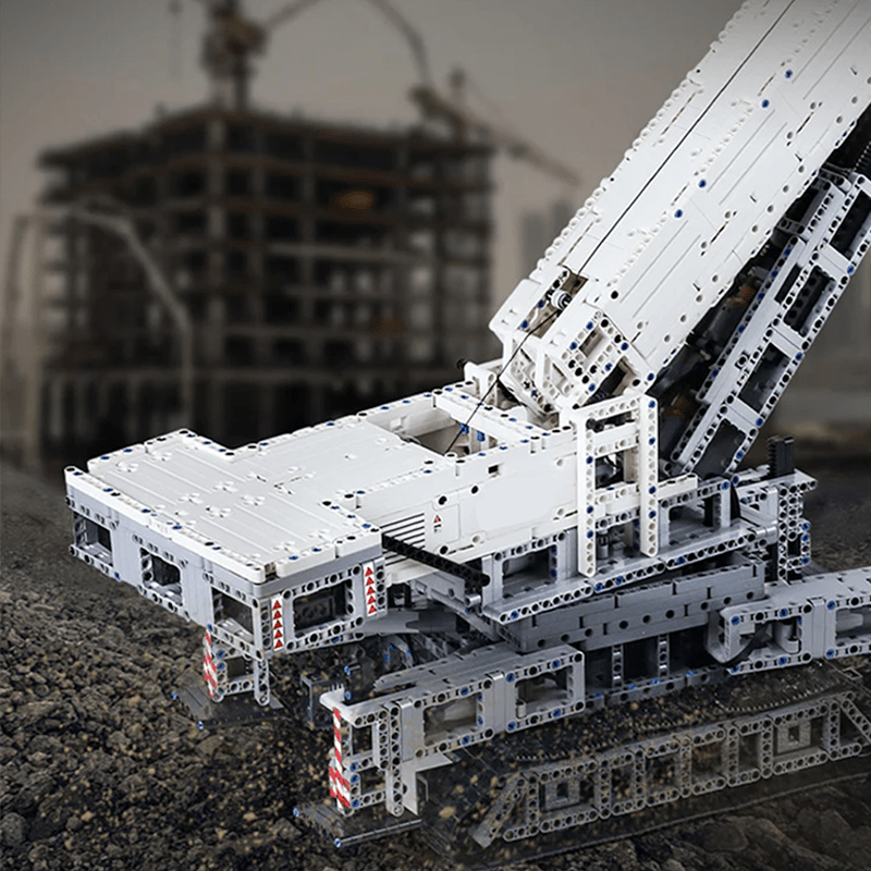Motorized Heavy-Duty Crane - Building Set | Power Brickz