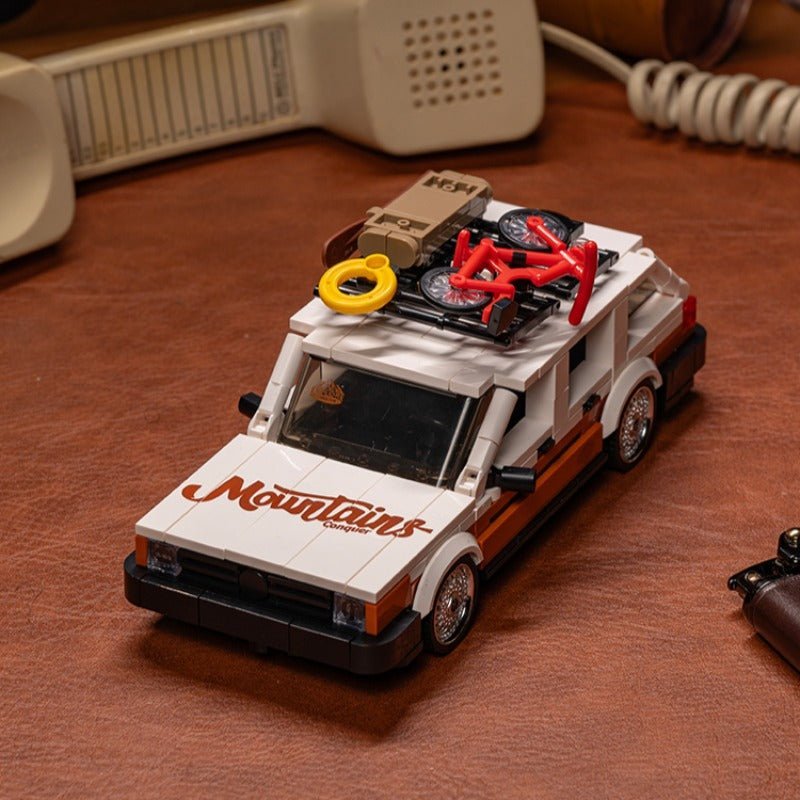 Classic Boxy Station Wagon - Building Blocks Set | Power Brickz