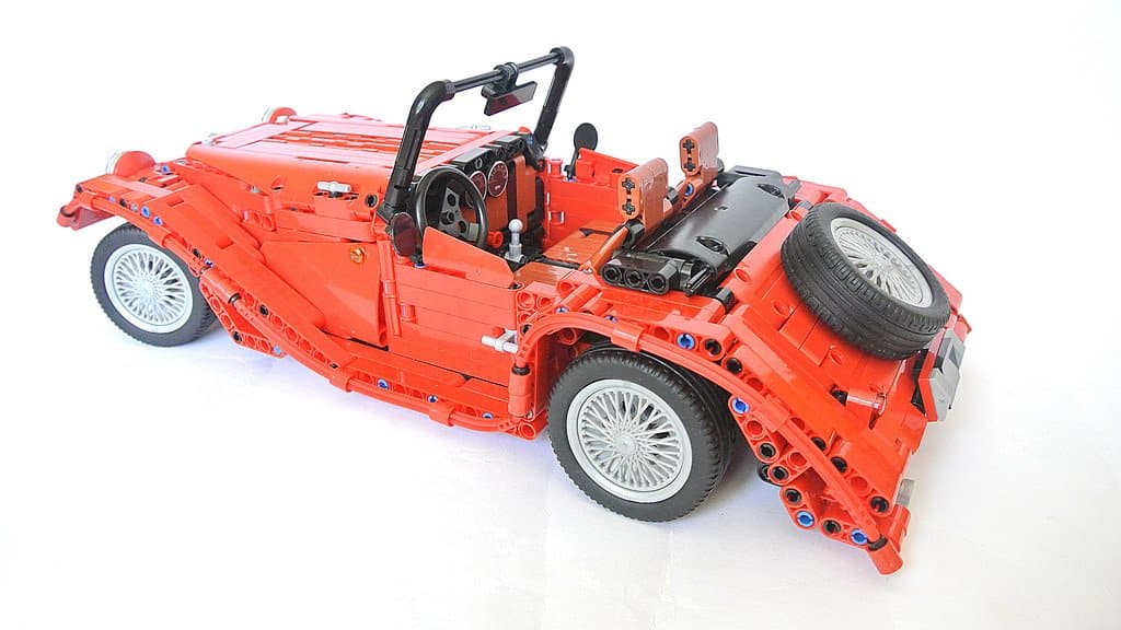 Classic Plus 8 Open-Top Roadster - Building Blocks Set | Power Brickz