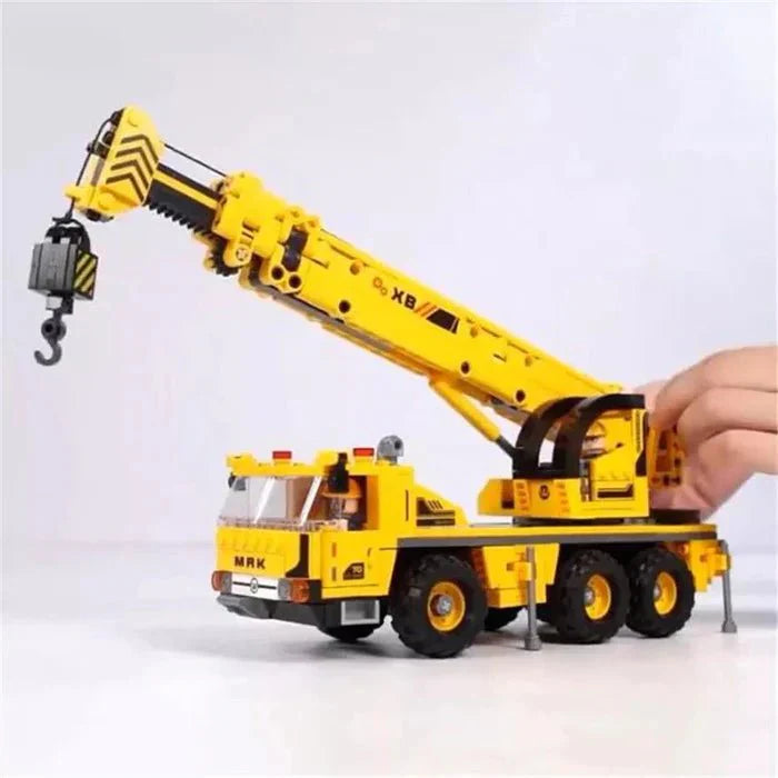 Mobile Crane Truck Model - Building Set | Power Brickz