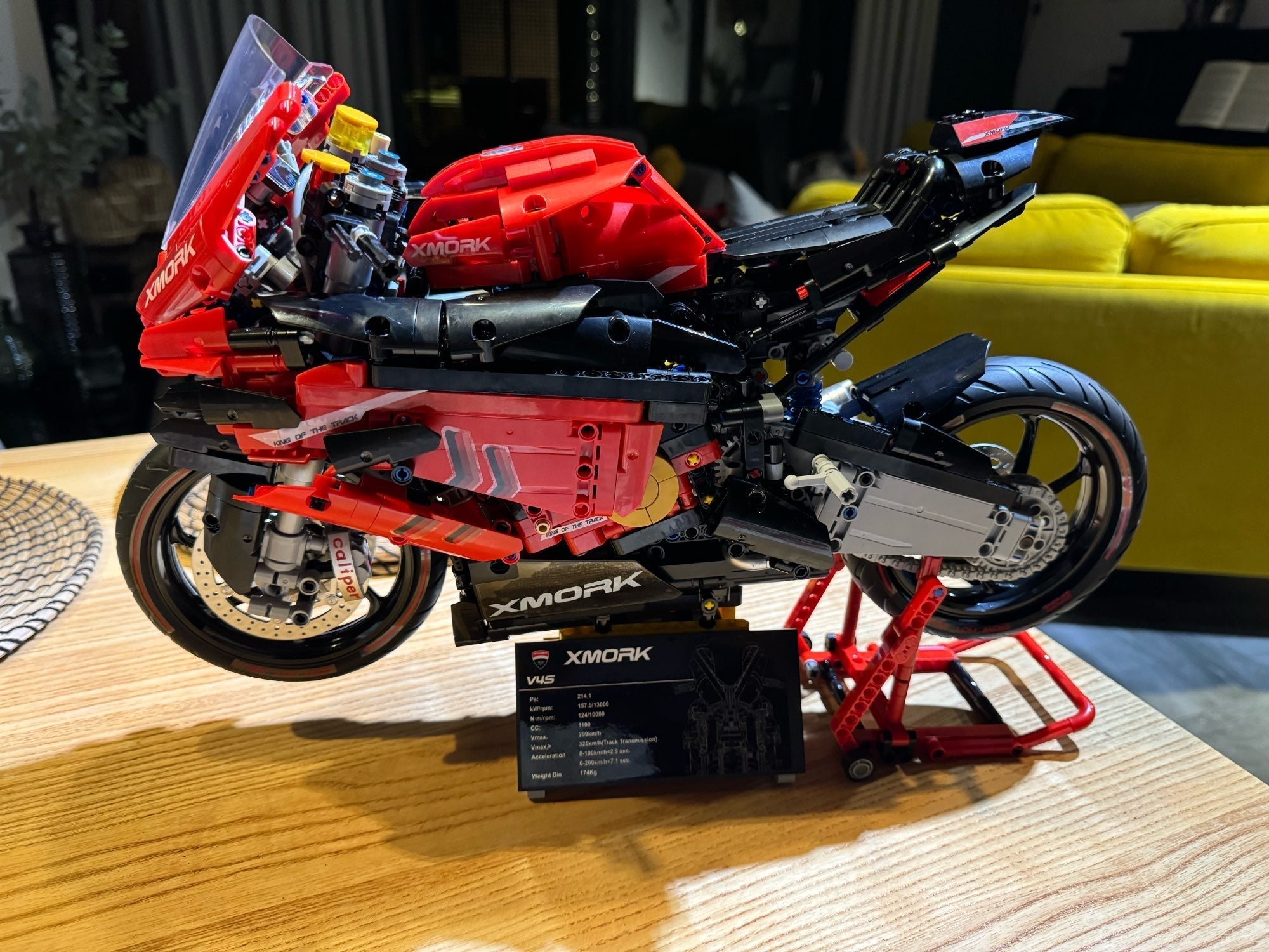 V4 Streetfighter Superbike - Building Set | Power Brickz