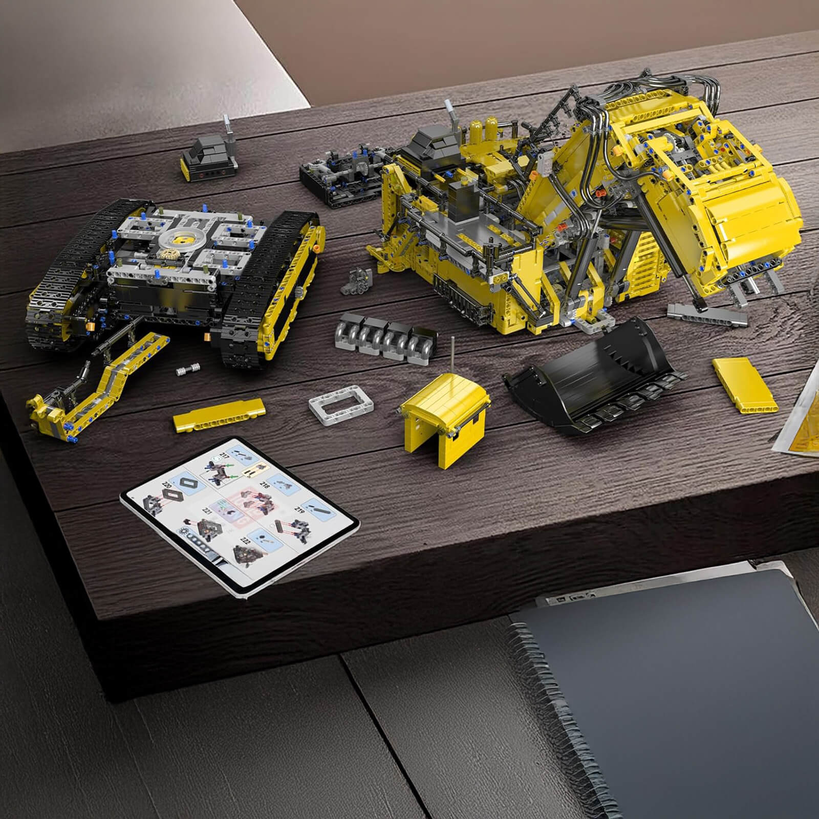 Heavy-Duty RC Excavator - Building Set | Power Brickz