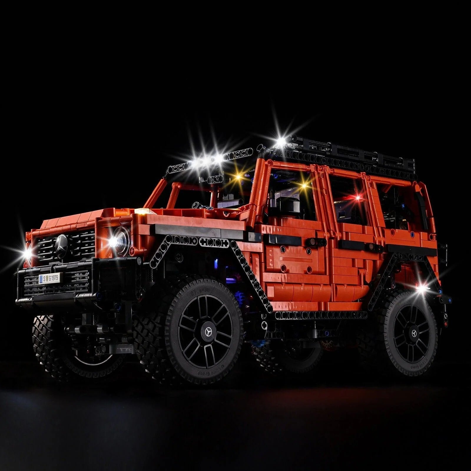 Mercedes-Benz G 500 PROFESSIONAL Line 42177 LED Light Kit – Building Block Lighting | Power Brickz™