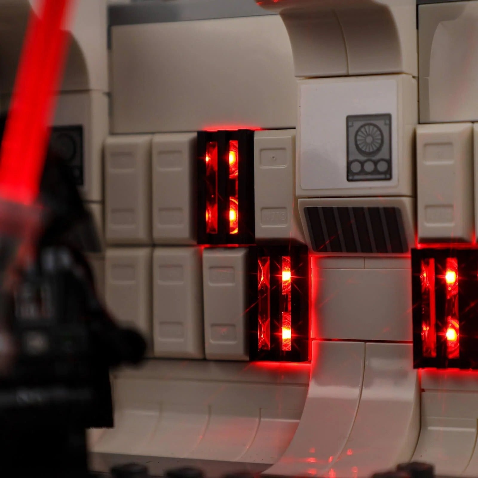 Boarding The Tantive IV 75387 LED Light Kit – Building Block Lighting | Power Brickz™