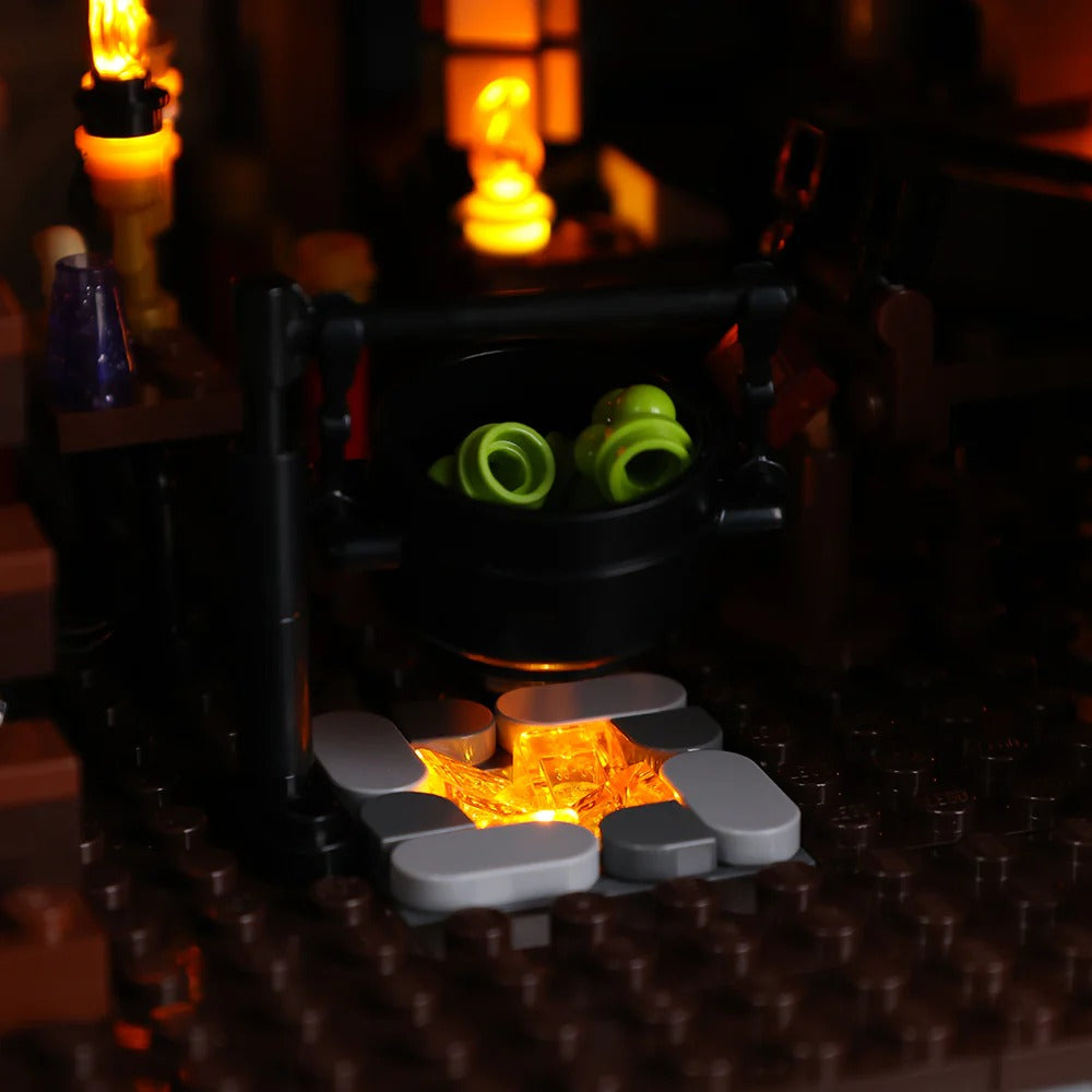 Disney Hocus Pocus: The Sanderson Sisters' Cottage 21341 LED Light Kit – Building Block Lighting | Power Brickz™