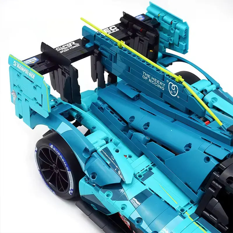 Valkyrie Racer Prototype Le Mans building blocks set 3069 pieces – 59.2 cm electric teal LMP hypercar with race livery number 000 – Power Brickz