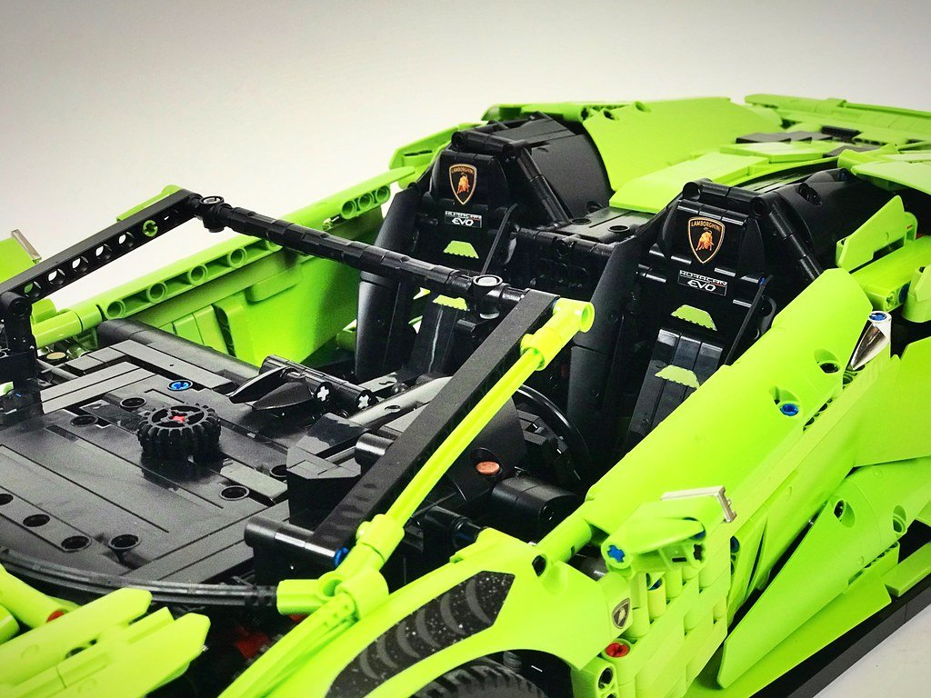 Roofless Bull Performance Roadster - Building Blocks Set | Power Brickz