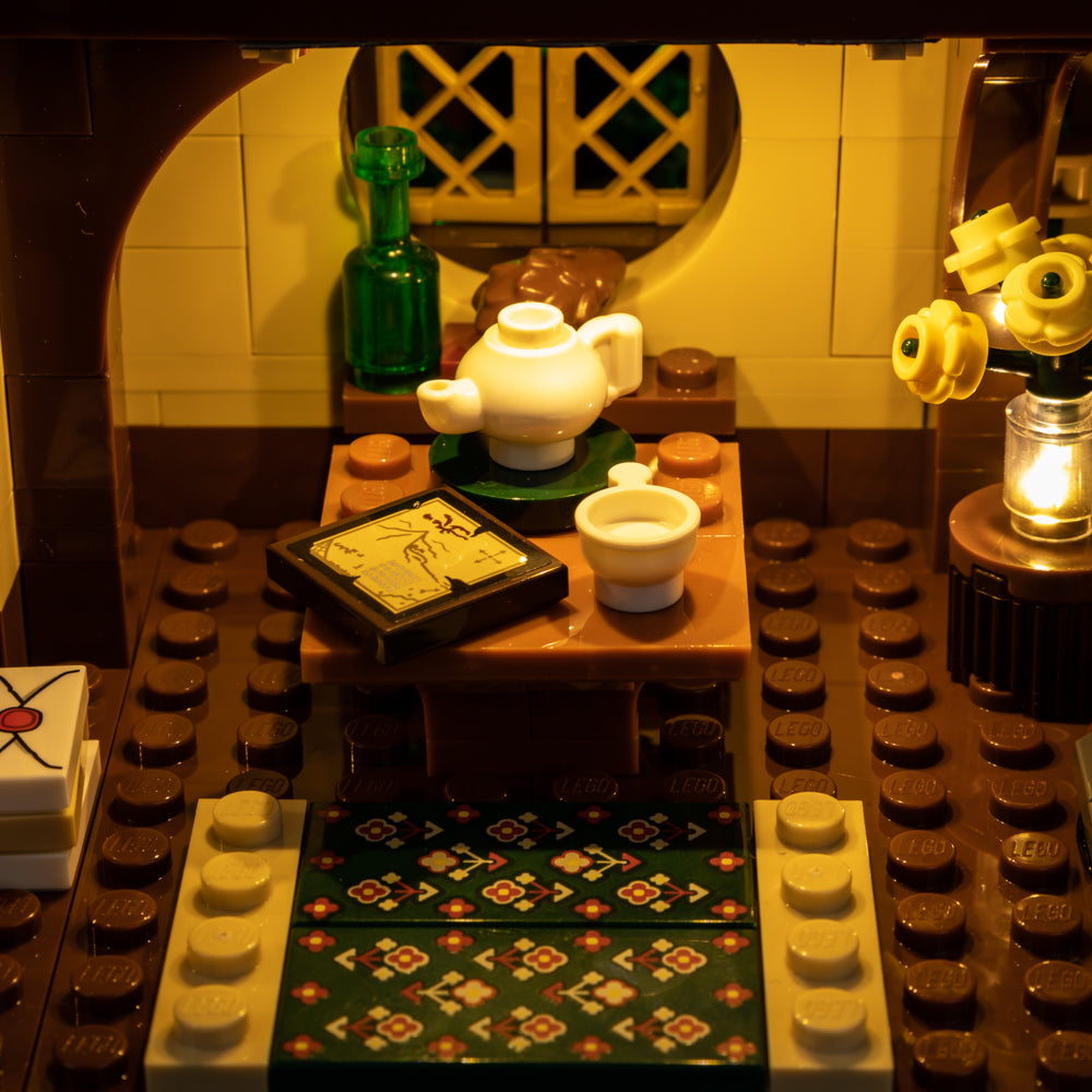 The Lord Of The Rings: The Shire 10354 LED Light Kit – Building Block Lighting | Power Brickz™