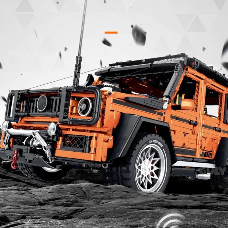 Luxury 4x4 G63 Off-Road Wagon – brick-built display model made from building blocks