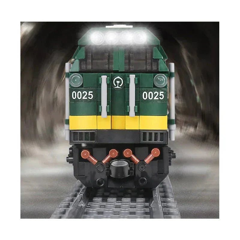 Motorized Diesel Locomotive | 2085pcs - Power Brickz