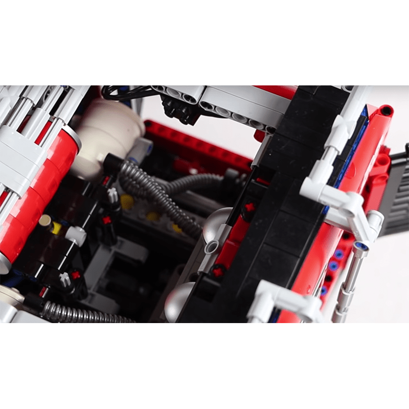 Pneumatic Airport Rescue Truck - Building Blocks Set | Power Brickz