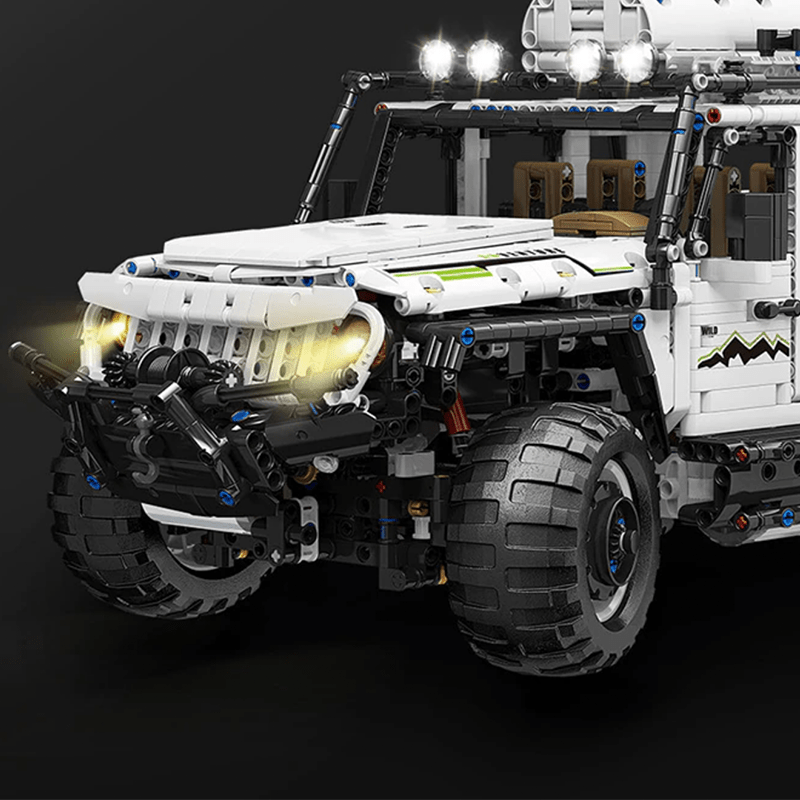 RC 6x6 Trail Truck - Building Blocks Set | Power Brickz