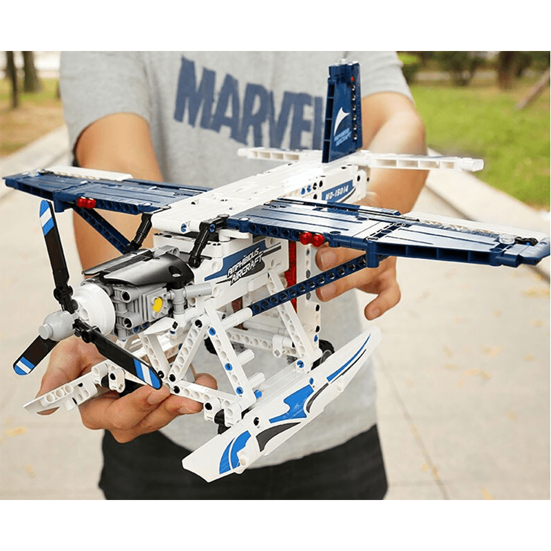 Remote Controlled Amphibious Plane - Building Set | Power Brickz