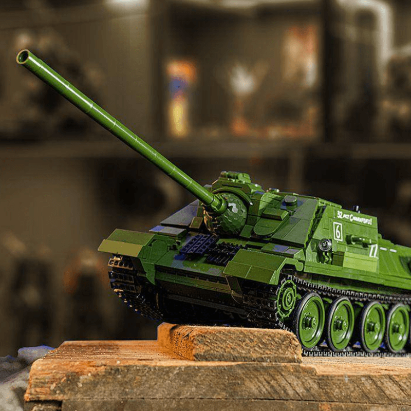 Remote Controlled SU-100 Tank Destroyer - Building Set | Power Brickz