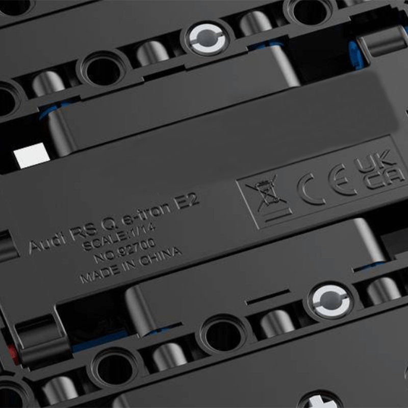 Remote Controlled 4x4 RS Q e-tron - Building Blocks Set | Power Brickz