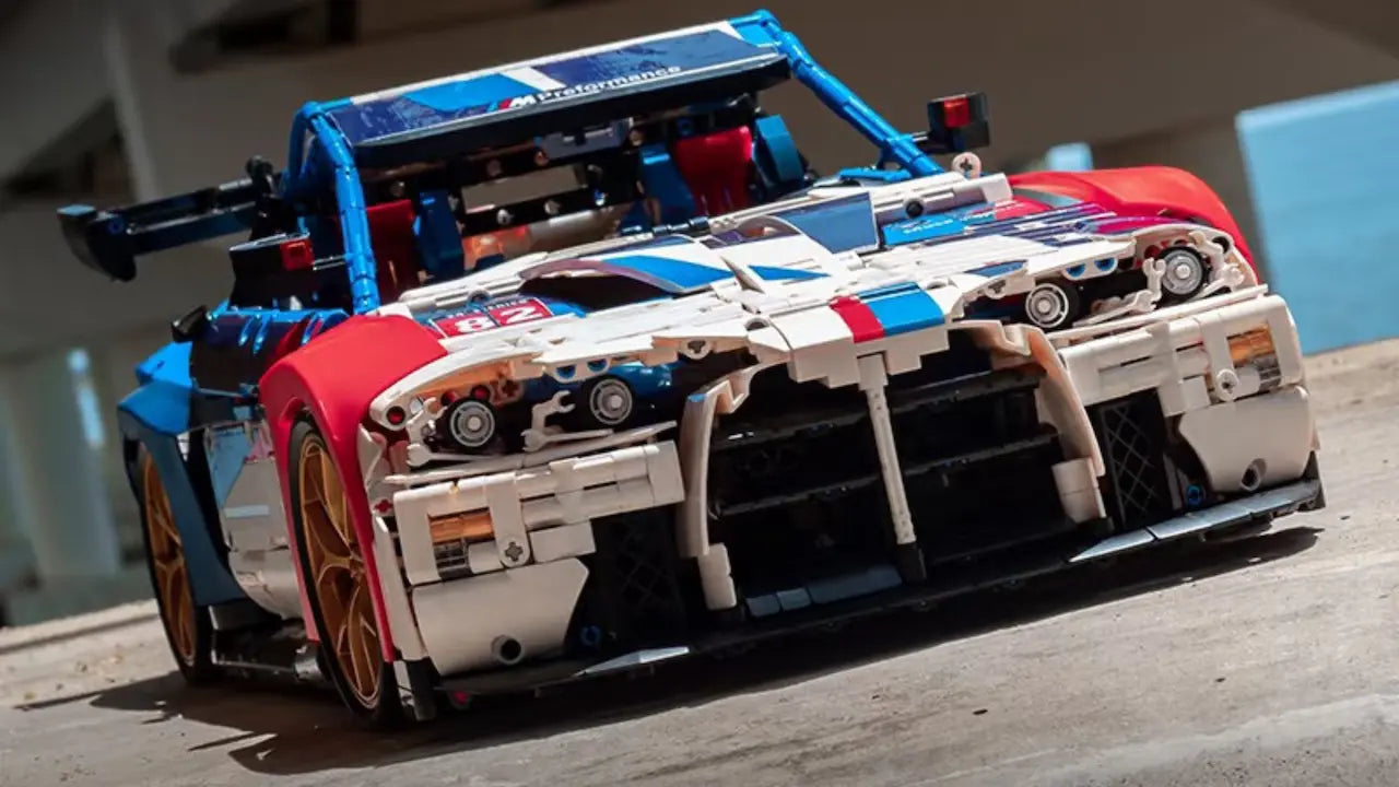 BMW_M4_DTM_Power_Brickz