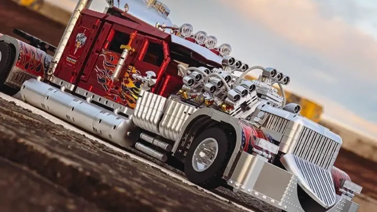 Thor 24 Truck made from building blocks
