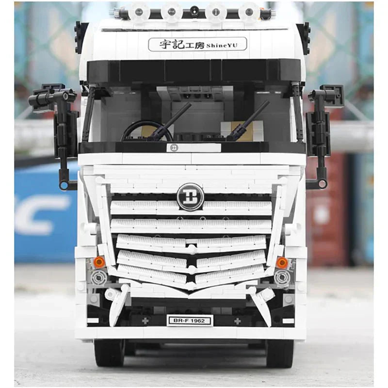 Heavy-Duty Trailer Truck - Building Blocks Set | Power Brickz