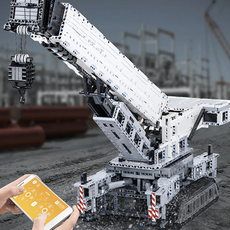 Motorized Heavy-Duty Crane - Building Set | Power Brickz