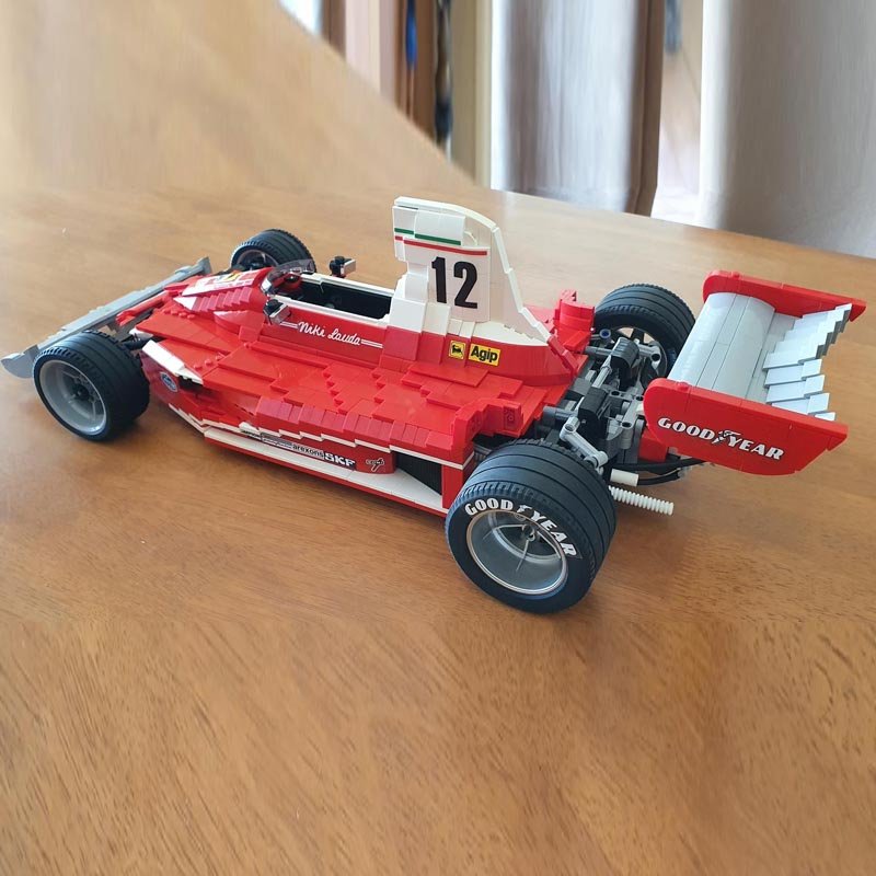 Niki'sT -Winning GP Icon –s - Building Blocks Set | Power Brickz