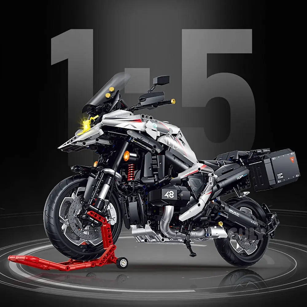 Boxer Beast 1300 Adventure made from Building Blocks Kit