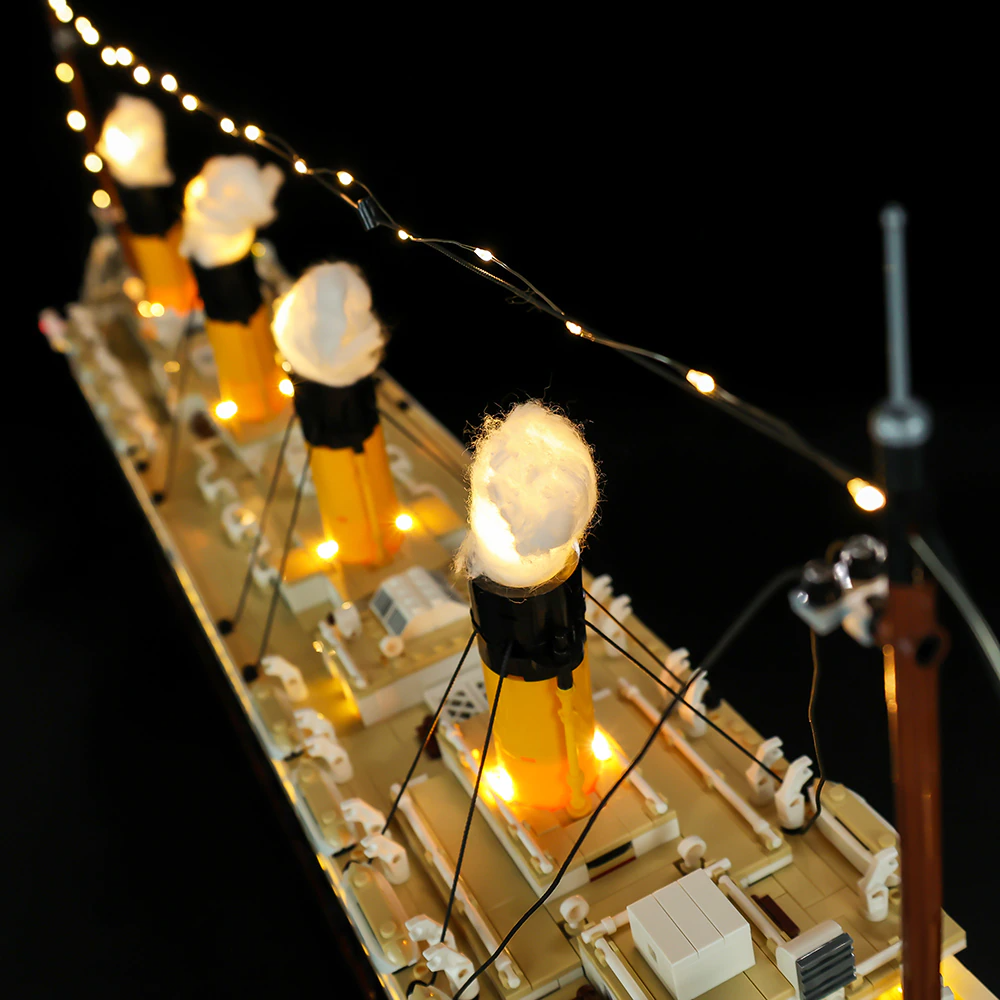 Titanic 10294 LED Light Kit – Building Block Lighting | Power Brickz™