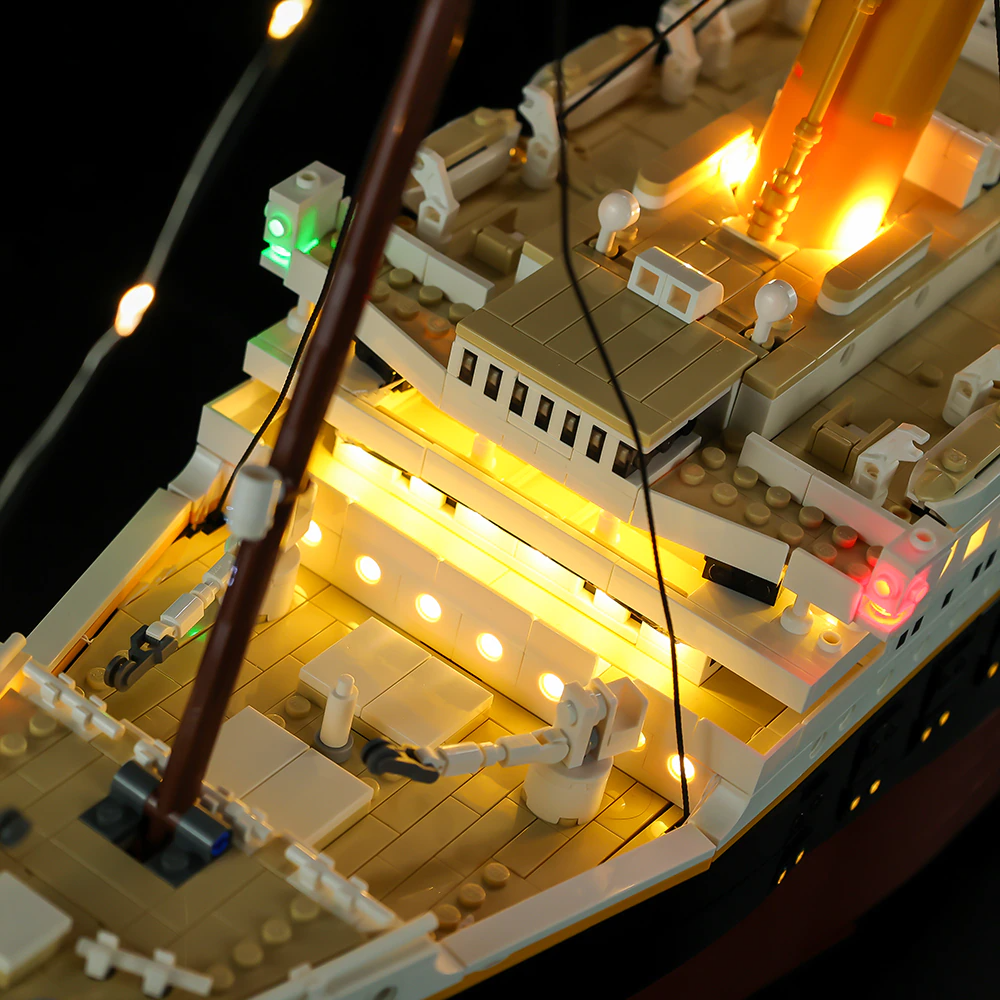 Titanic 10294 LED Light Kit – Building Block Lighting | Power Brickz™