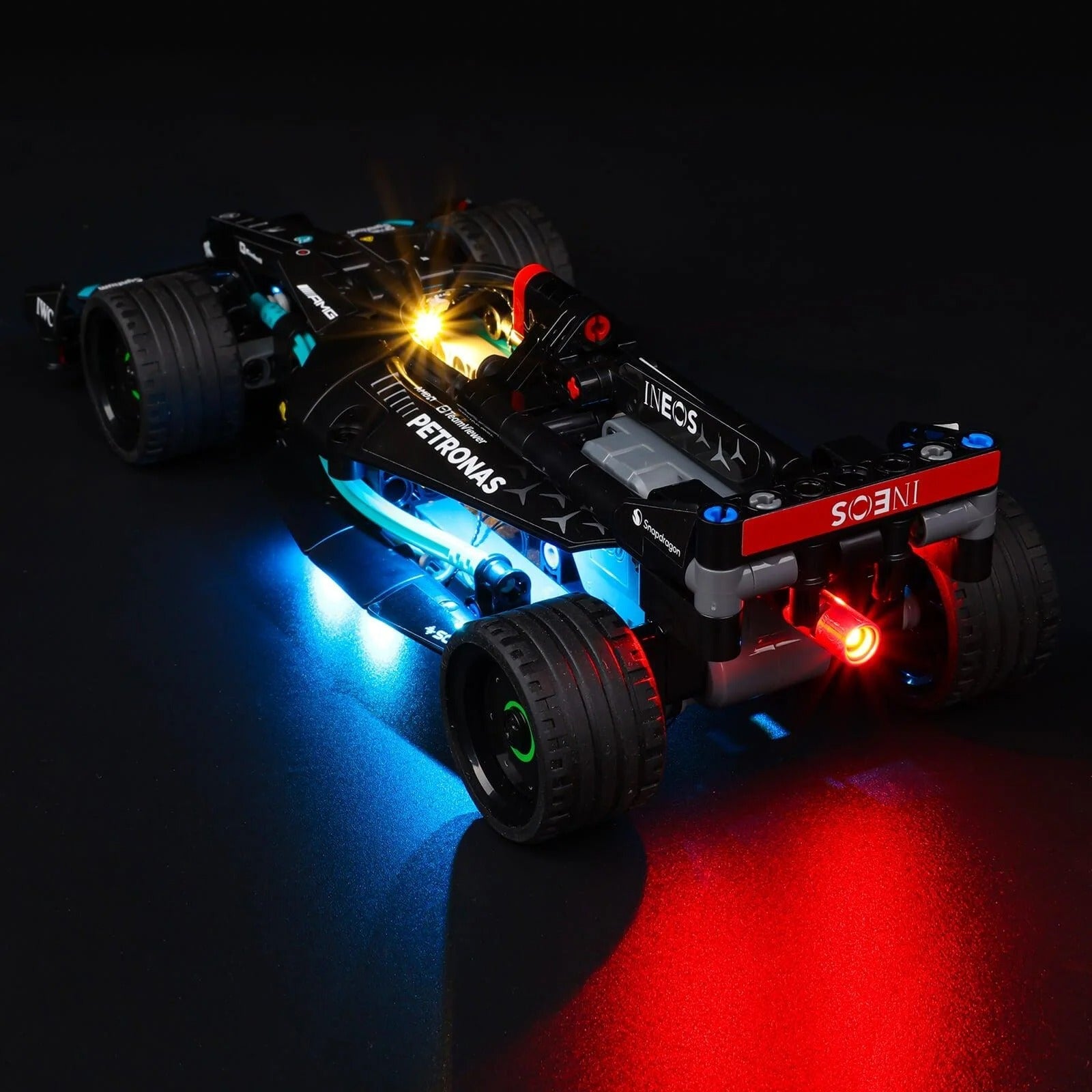 Mercedes-AMG F1 W14 E Performance Pull-Back 42165 LED Light Kit – Building Block Lighting | Power Brickz™