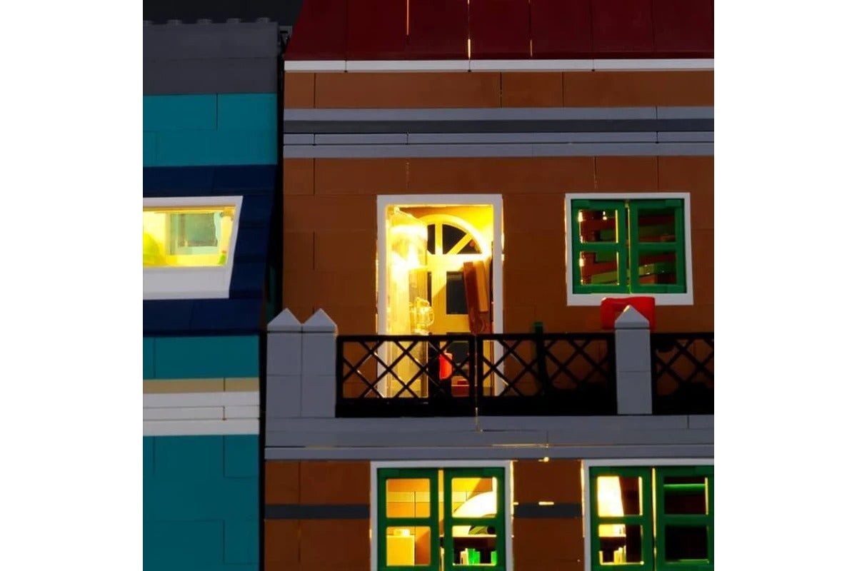 Bookshop 10270 LED Light Kit – Building Block Lighting | Power Brickz™