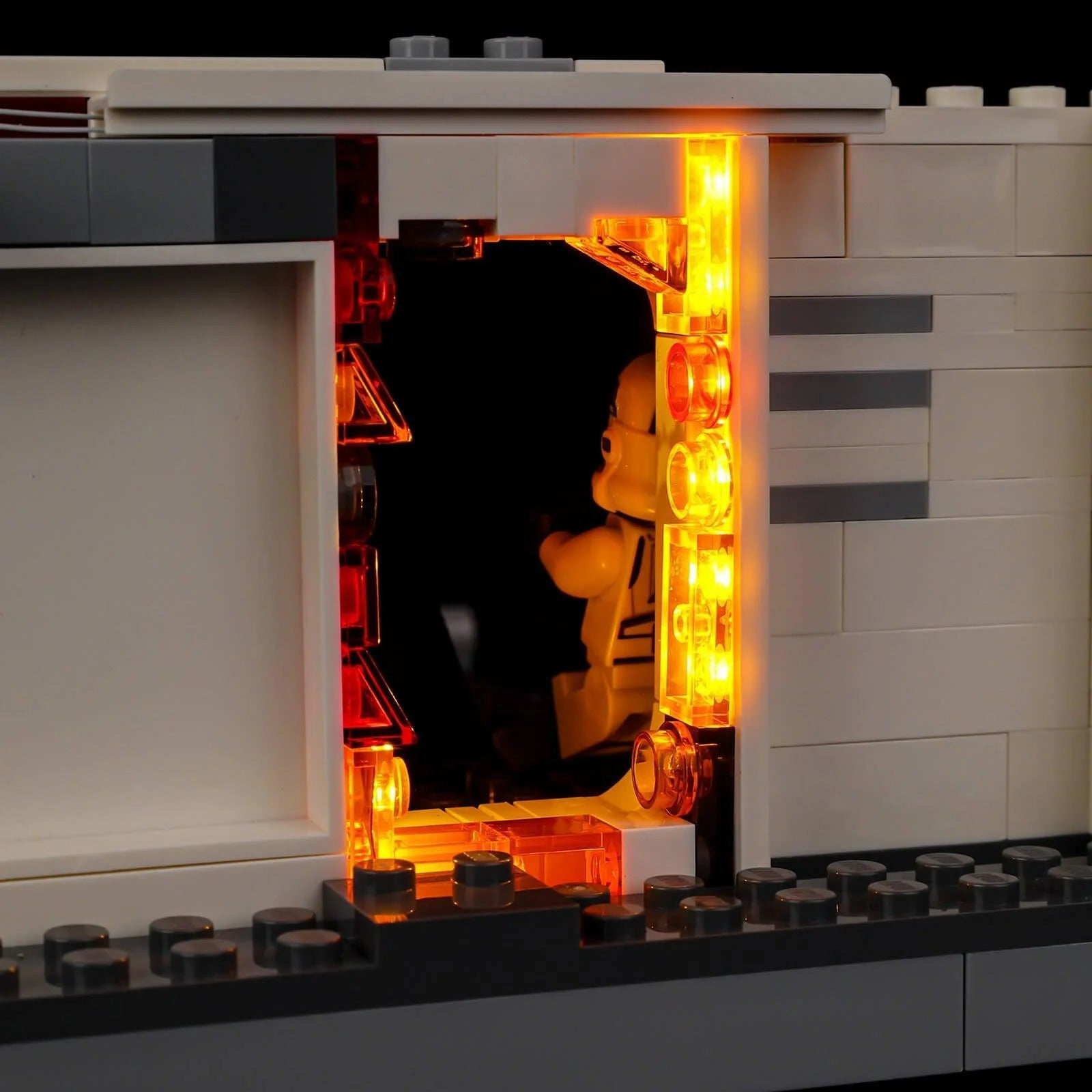 Boarding The Tantive IV 75387 LED Light Kit – Building Block Lighting | Power Brickz™