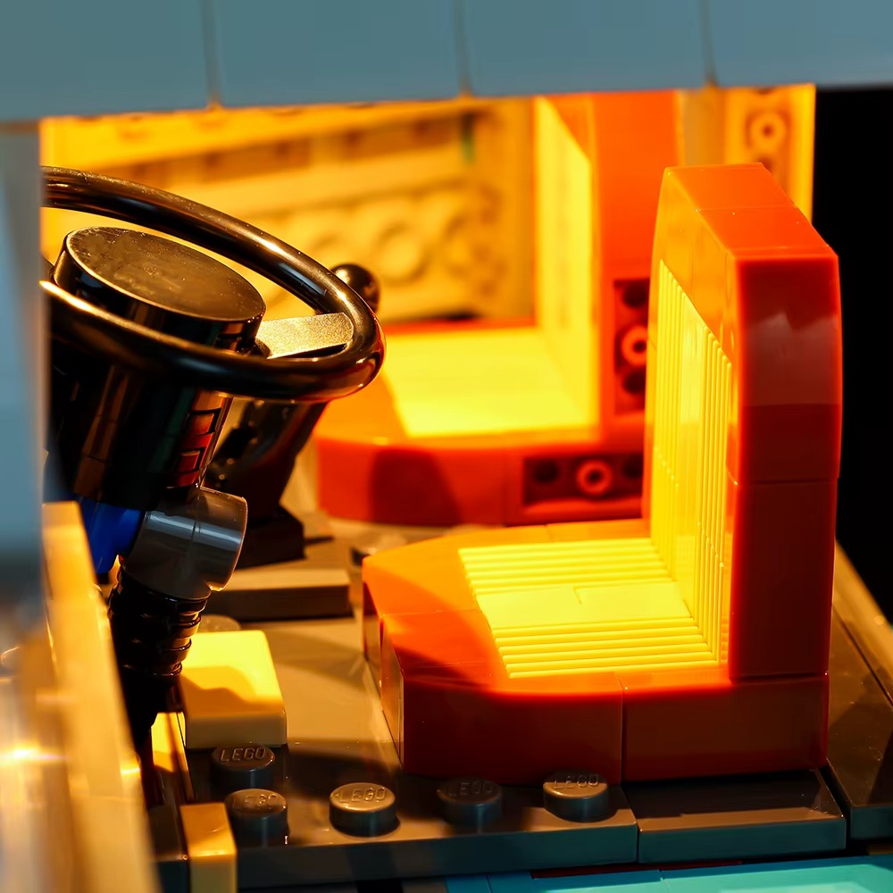 Volkswagen T2 Camper Van 10279 LED Light Kit – Building Block Lighting | Power Brickz™