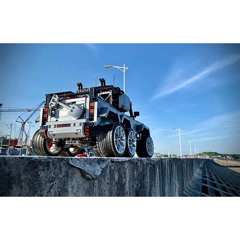 6x6 Expedition Defender Off-Roader - Building Blocks Set | Power Brickz