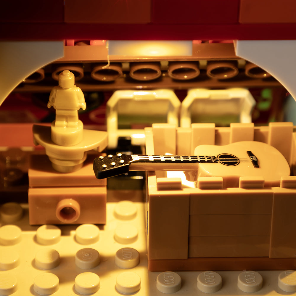 Lilo And Stitch Beach House 43268 LED Light Kit – Building Block Lighting | Power Brickz™