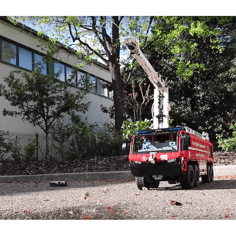 Pneumatic Airport Rescue Truck - Building Blocks Set | Power Brickz