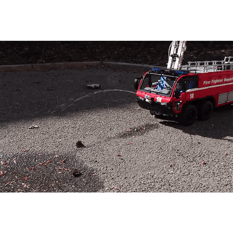 Pneumatic Airport Rescue Truck - Building Blocks Set | Power Brickz