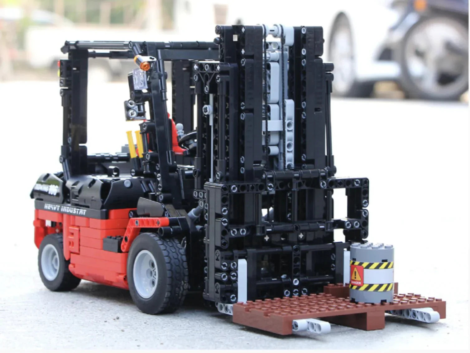 RC Industrial Forklift - Building Set | Power Brickz