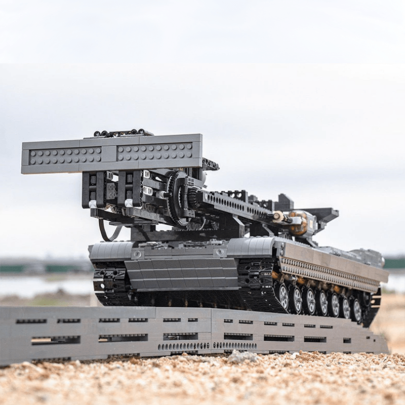 Remote Controlled Abrams Bridge Layer - Building Set | Power Brickz