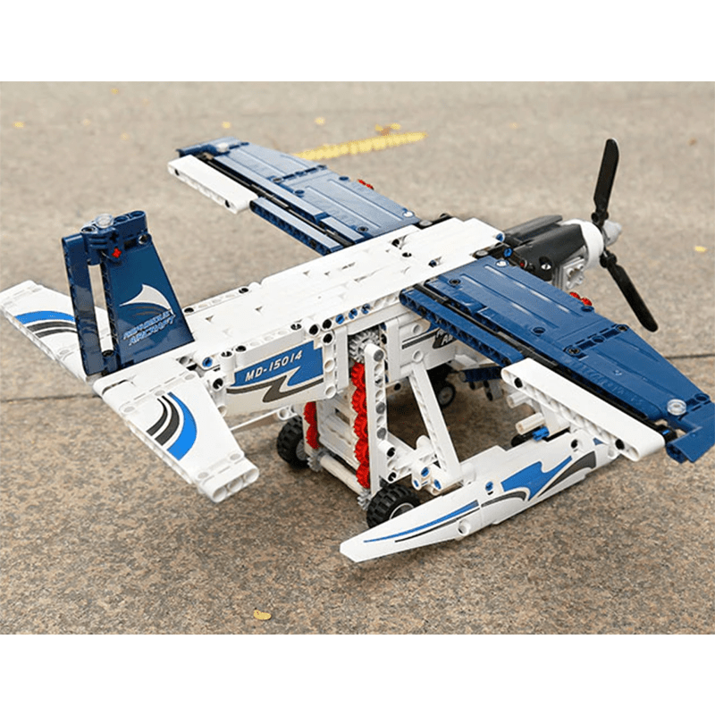 Remote Controlled Amphibious Plane - Building Set | Power Brickz