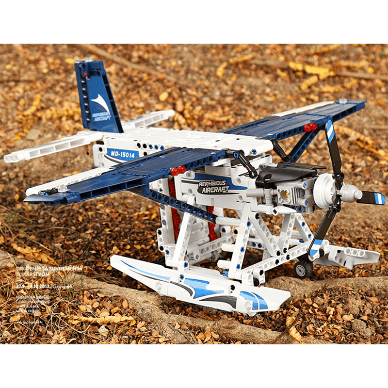 Remote Controlled Amphibious Plane - Building Set | Power Brickz