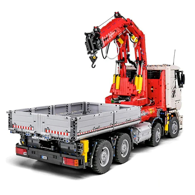 RC Heavy-Duty Crane Truck - Building Blocks Set | Power Brickz