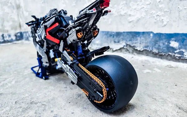 Hyper Naked Street Bike - Building Set | Power Brickz